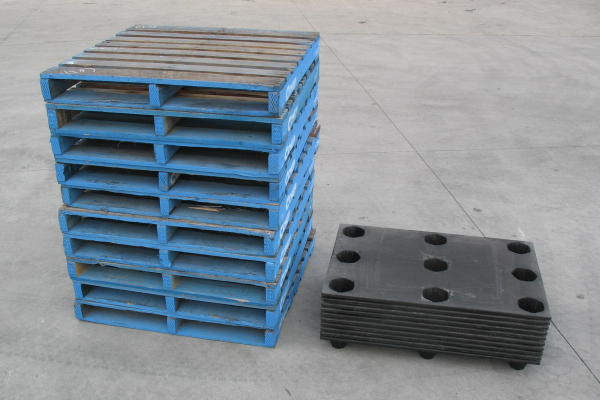 MyPal Stacked Nestable Euro pallets